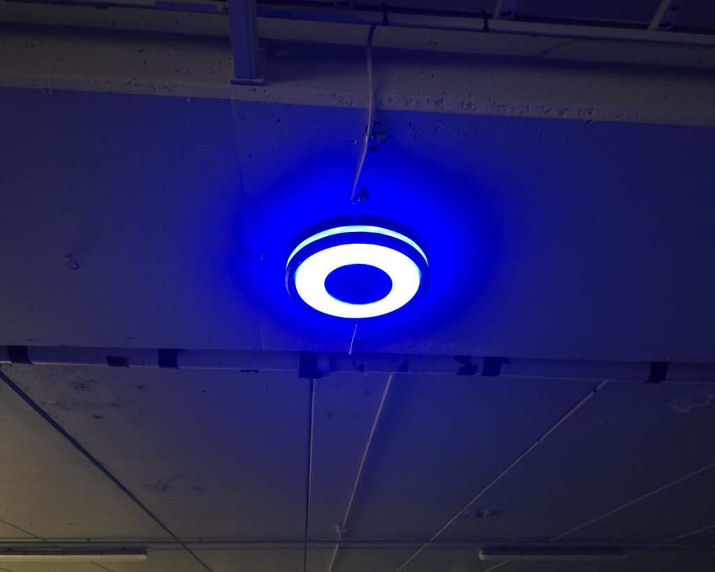 Gulskogen - Ceiling Parking Lamp